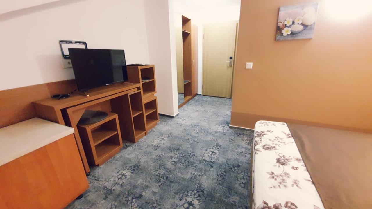 Stay Inn Rediu Valea Lupului  Kültér fotó