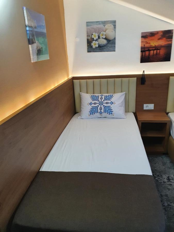 Stay Inn Rediu Valea Lupului  Kültér fotó