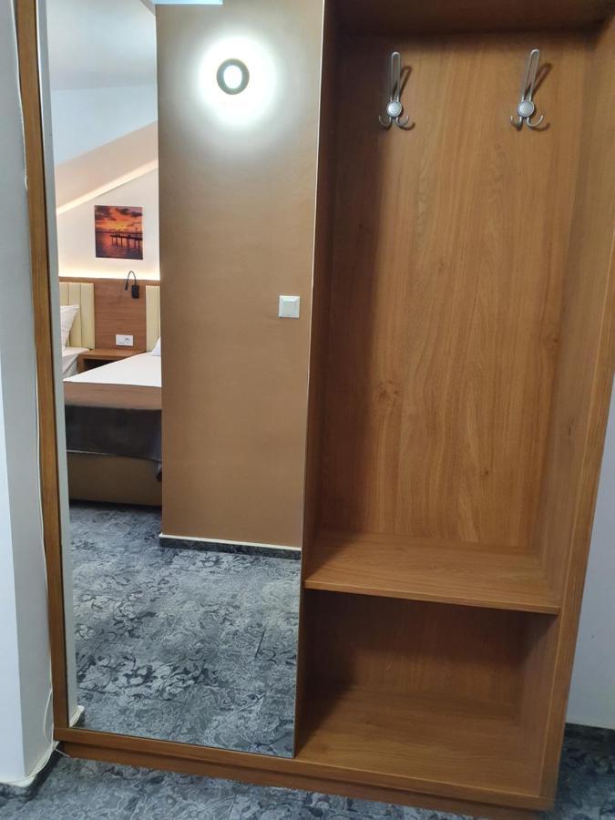 Stay Inn Rediu Valea Lupului  Kültér fotó
