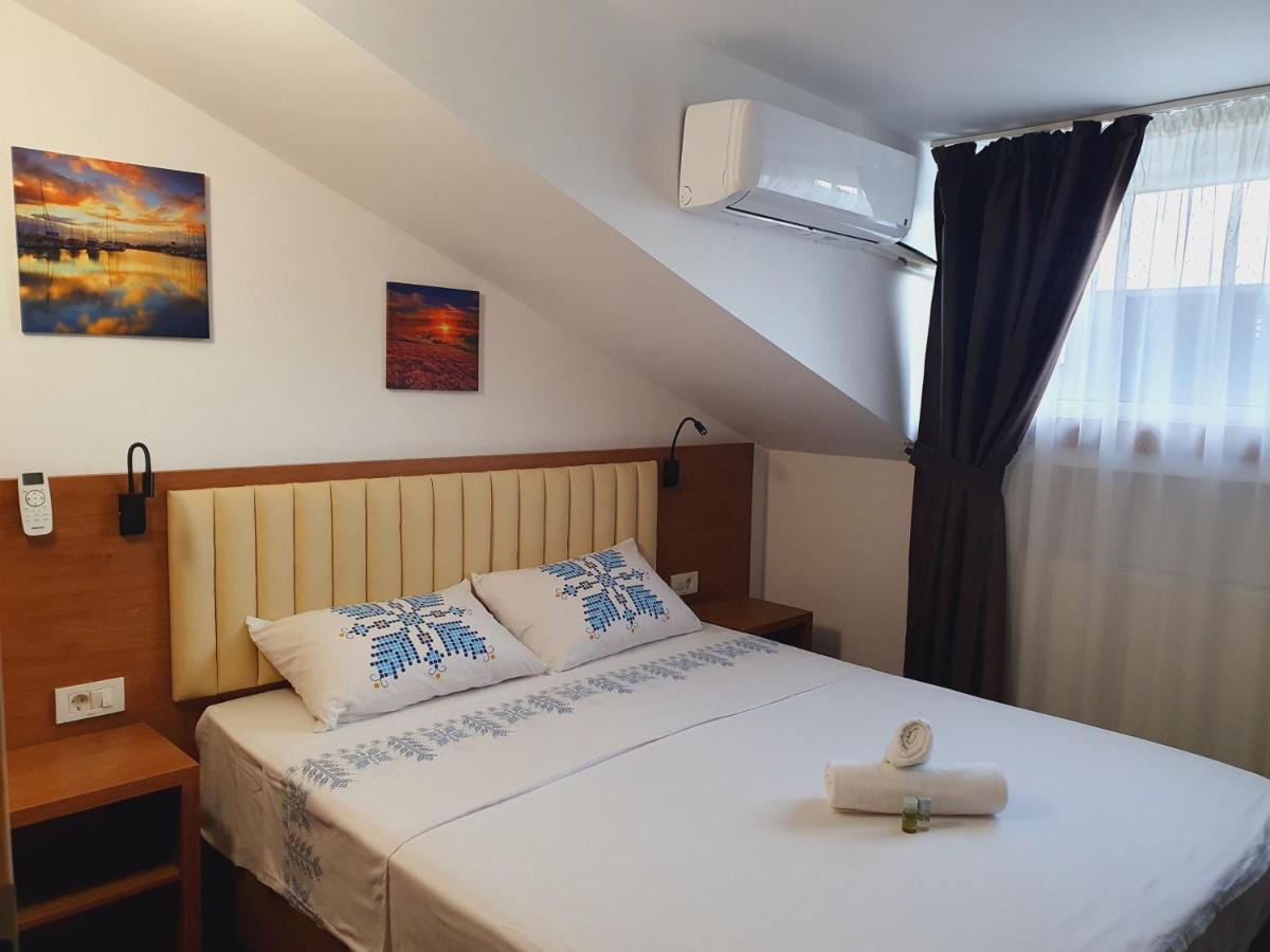 Stay Inn Rediu Valea Lupului  Kültér fotó