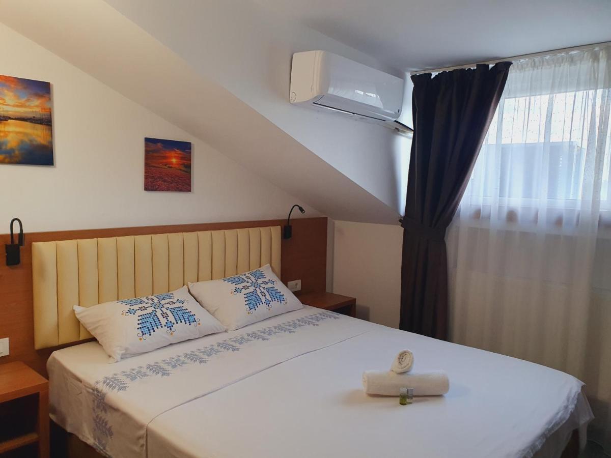 Stay Inn Rediu Valea Lupului  Kültér fotó