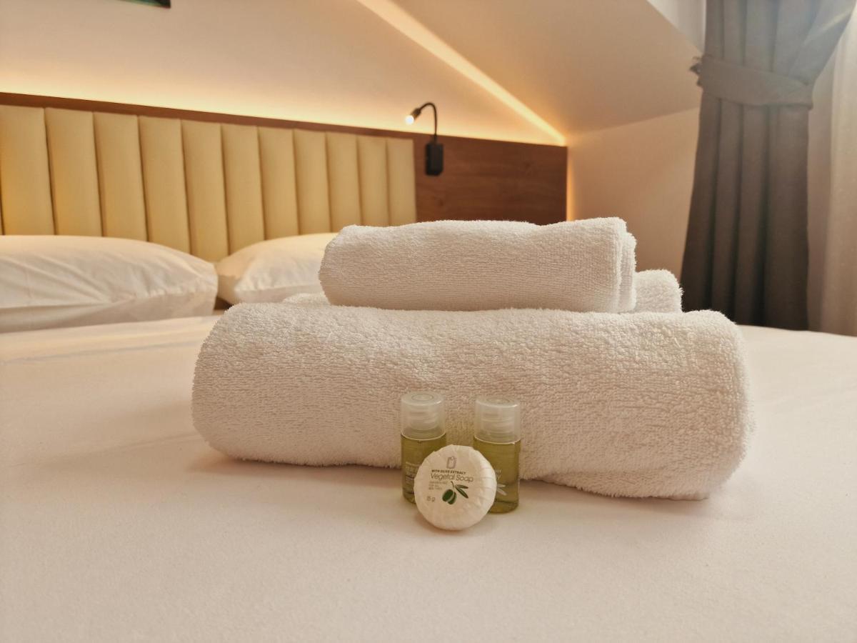 Stay Inn Rediu Valea Lupului  Kültér fotó