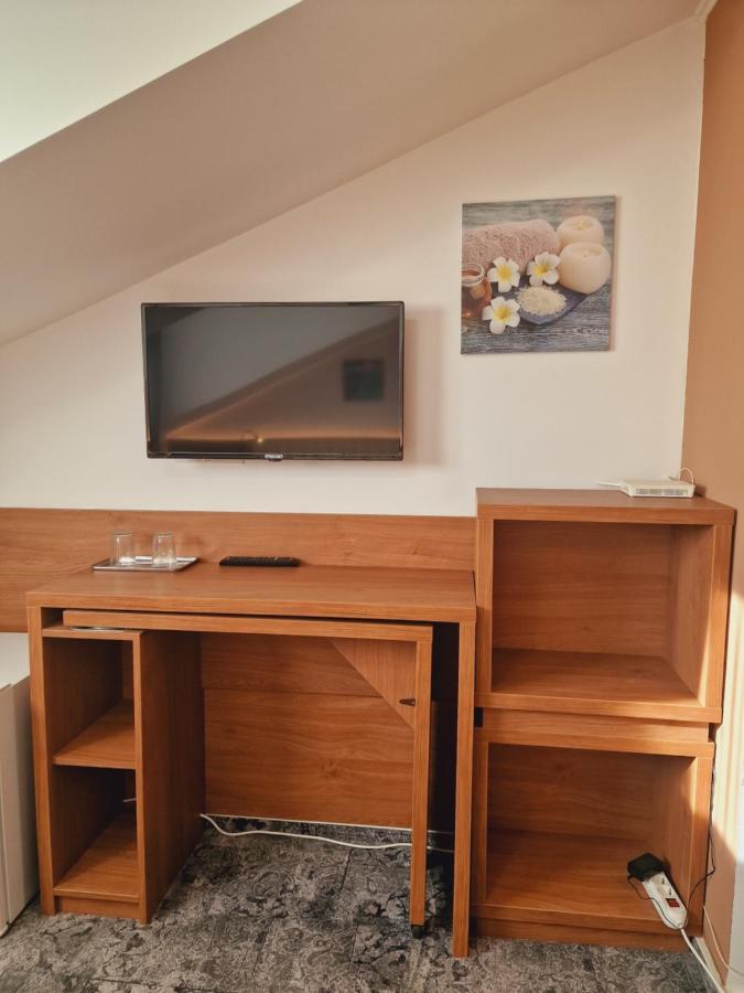 Stay Inn Rediu Valea Lupului  Kültér fotó