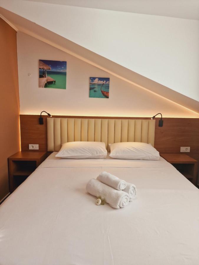 Stay Inn Rediu Valea Lupului  Kültér fotó